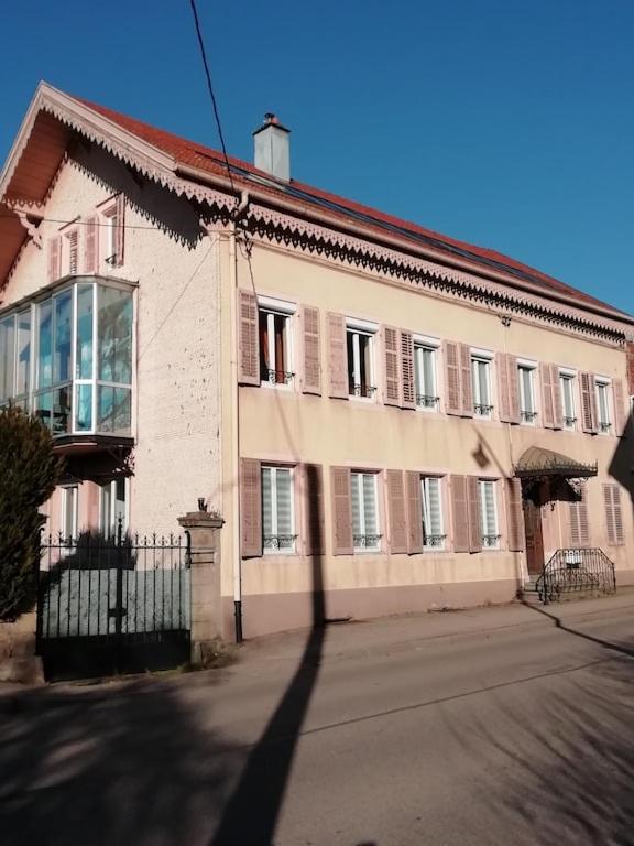 Appartement A 5 Min A Pied Du Centre Ville Et Des Sentiers, 6 Personnes Et 2 Sdb Fraize Esterno foto